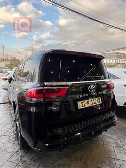 تويوتا لاندكروزر